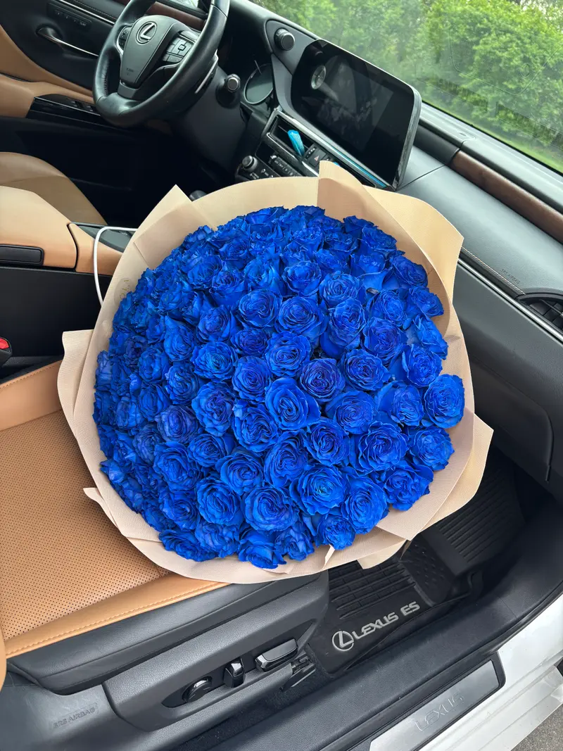 Blue Rose Bouquet