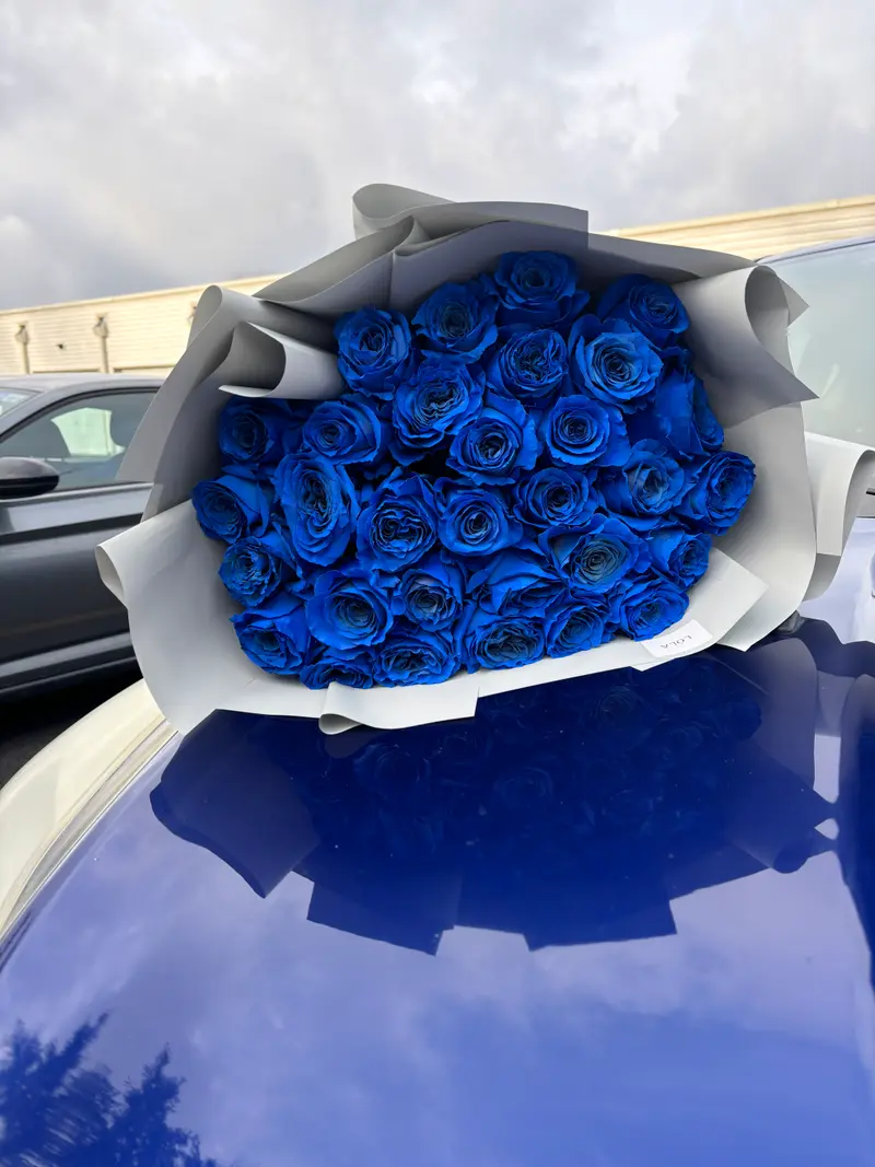 Blue Rose Bouquet