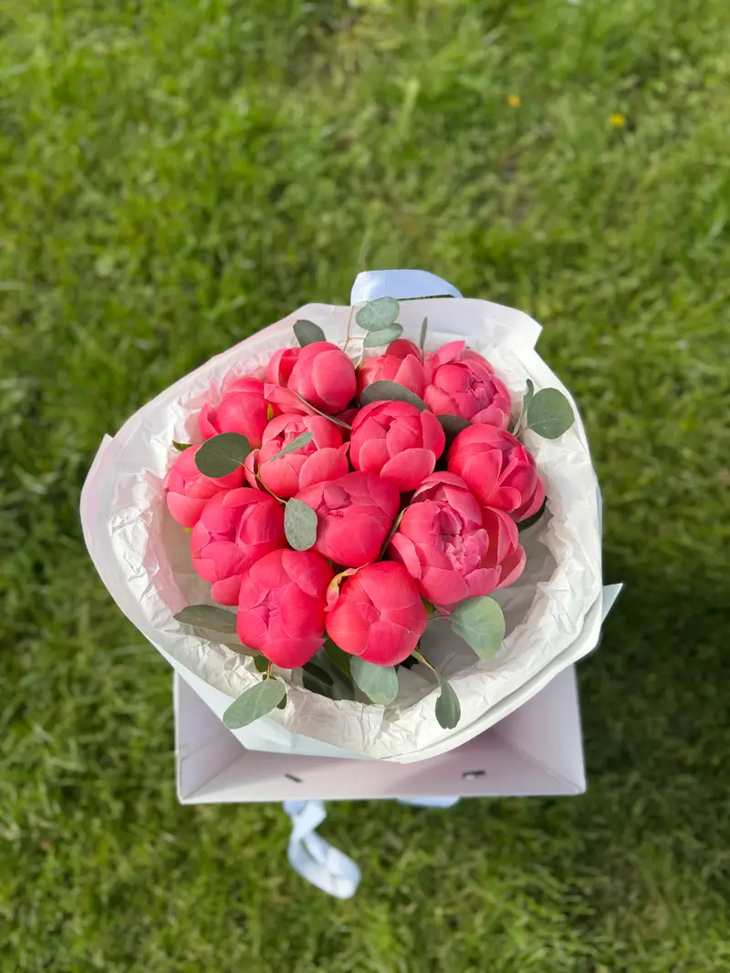 Coral Charm Peony Bouquet