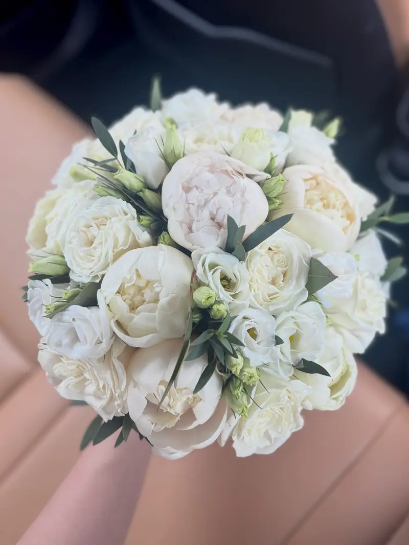 Ivory Romance Wedding Bouquet