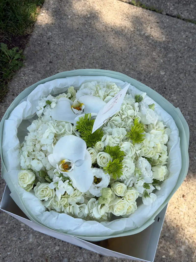 White Serenity Bouquet